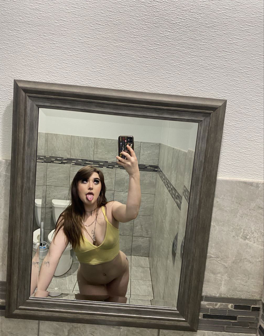 AlicePerry555 from AU