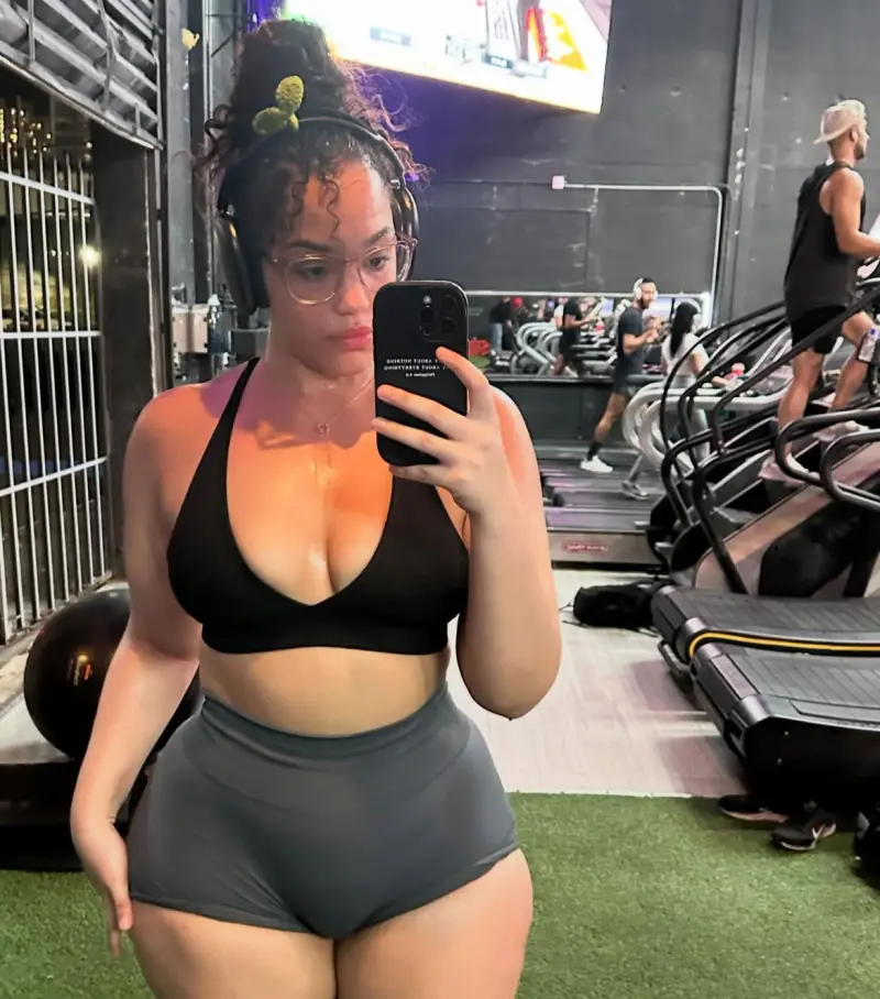 Ava089 (18) female from US - sexting partner