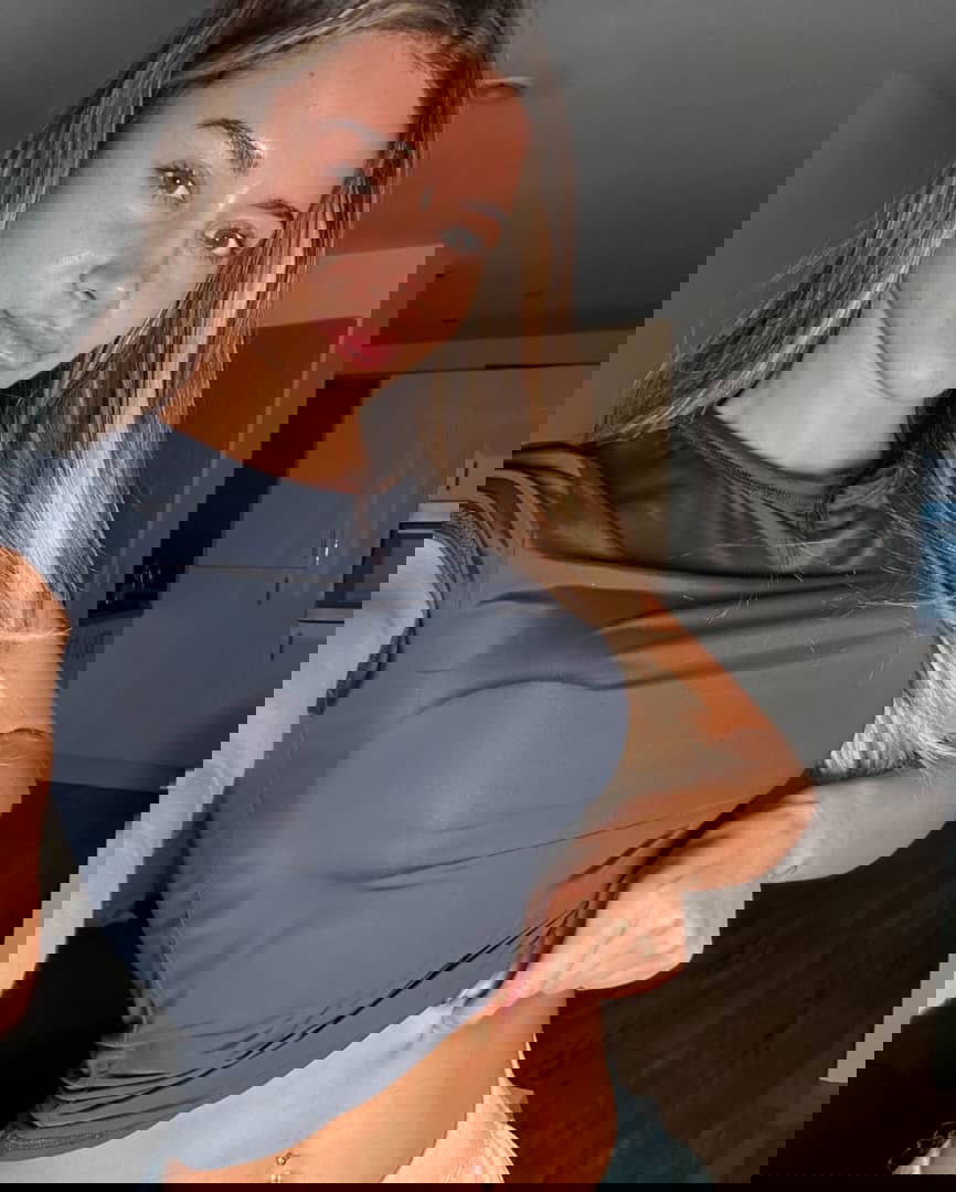 Charlotte1906 - United States sexting partner