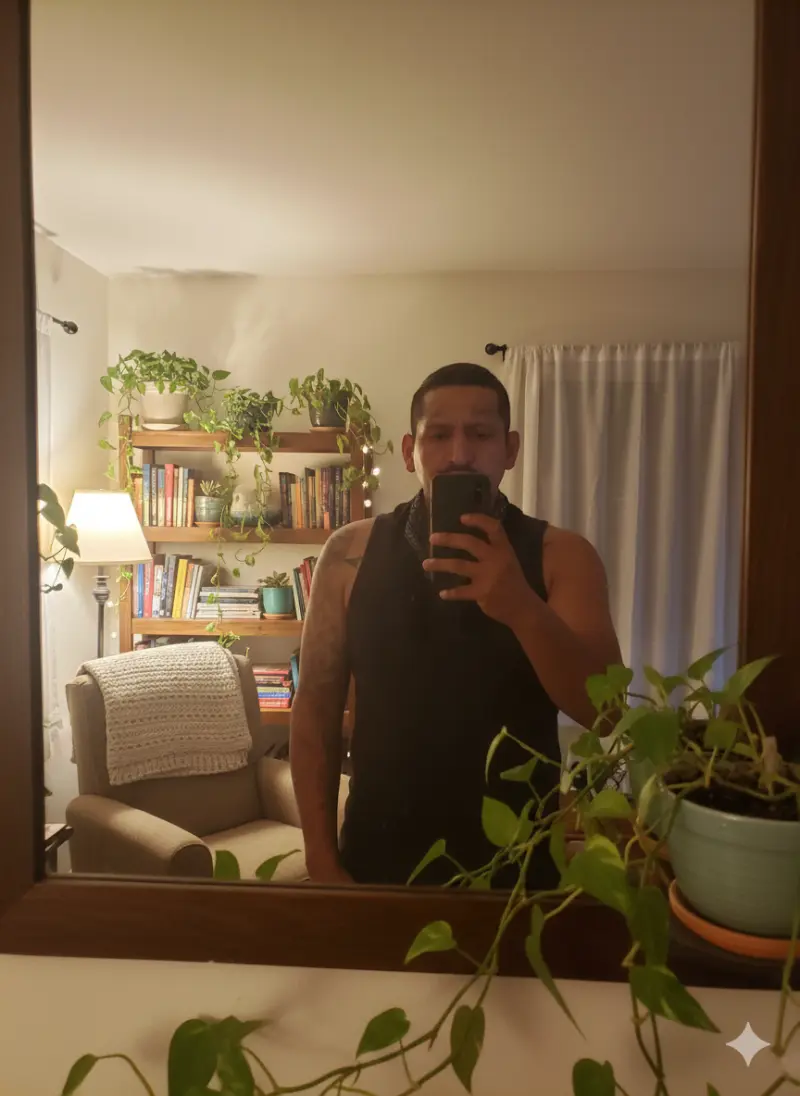 Daddy87 (18) male from US - sexting partner