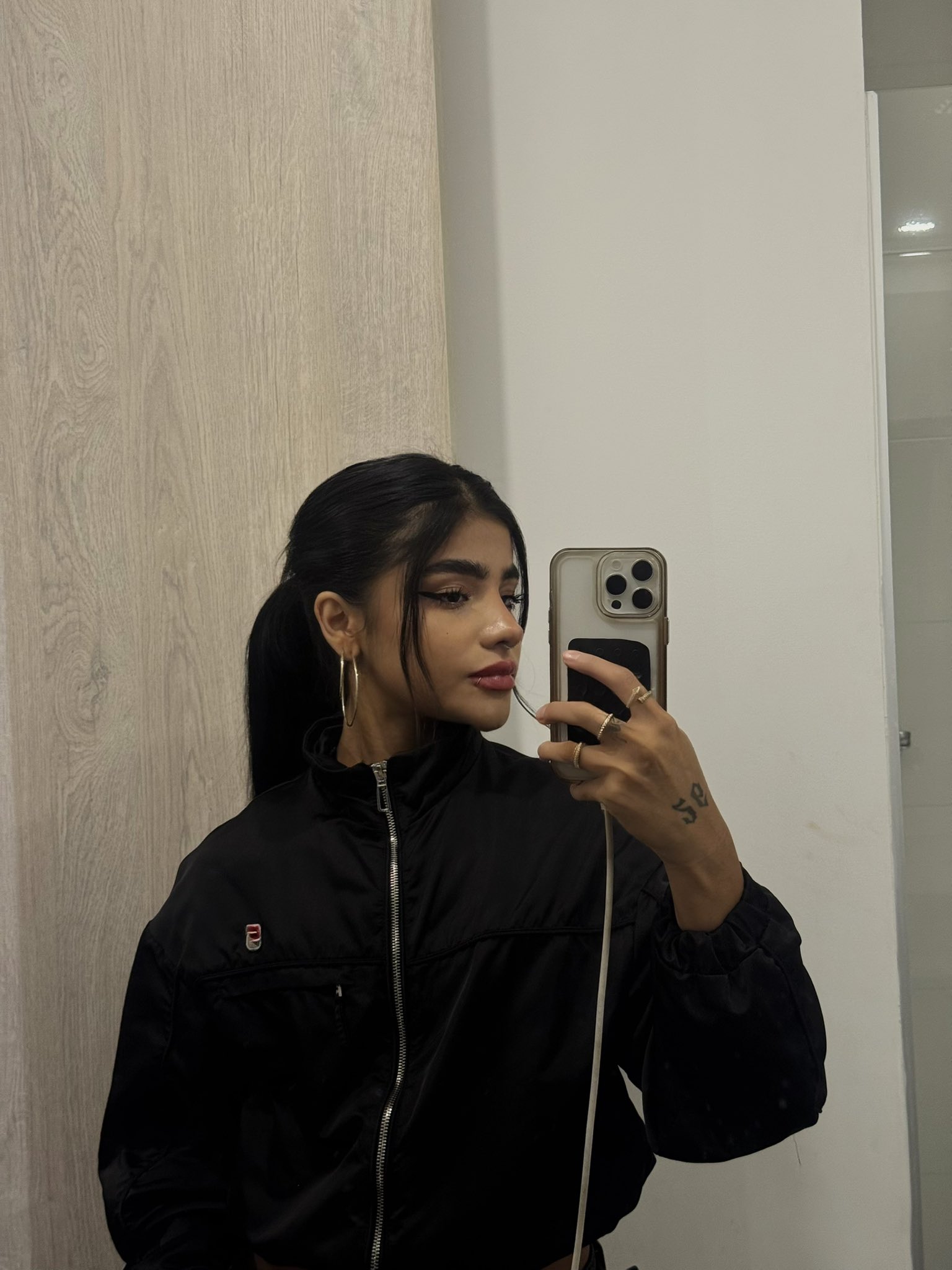 Emma--gomez7770 from US