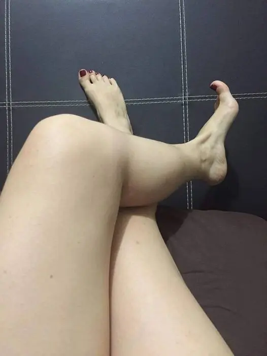 Eva2xft (18) female from CH - sexting partner