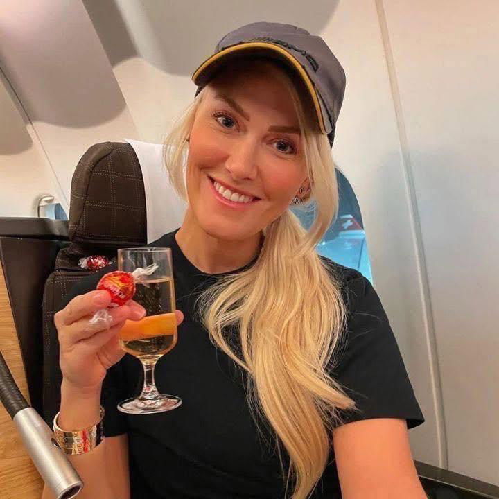 Evankatebillionairecom from GB