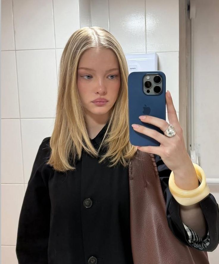 Everly125464 from US