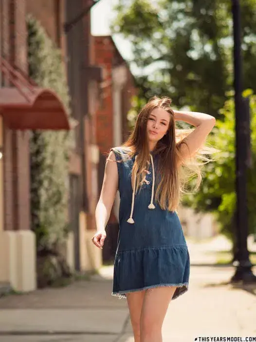 Giselle45645 from DK