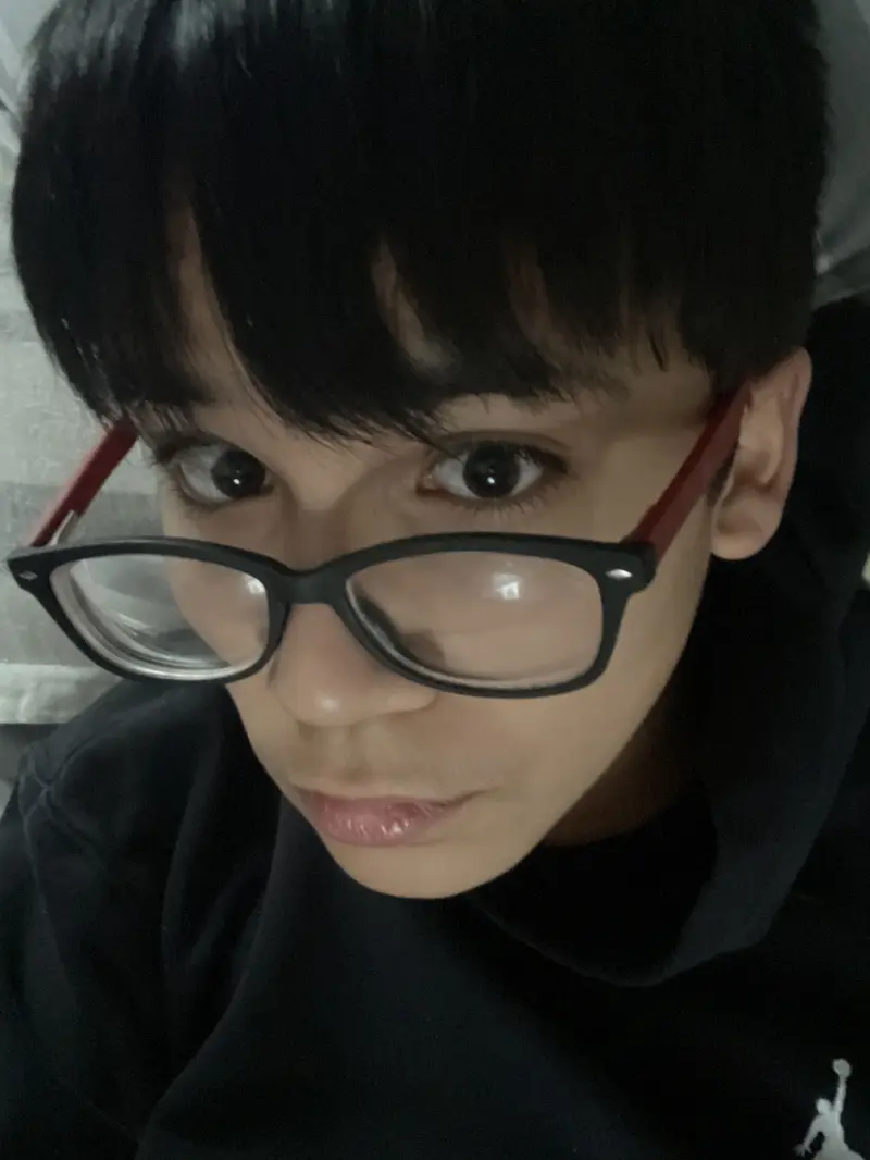 Iam12yearsold (18) male from US - sexting partner