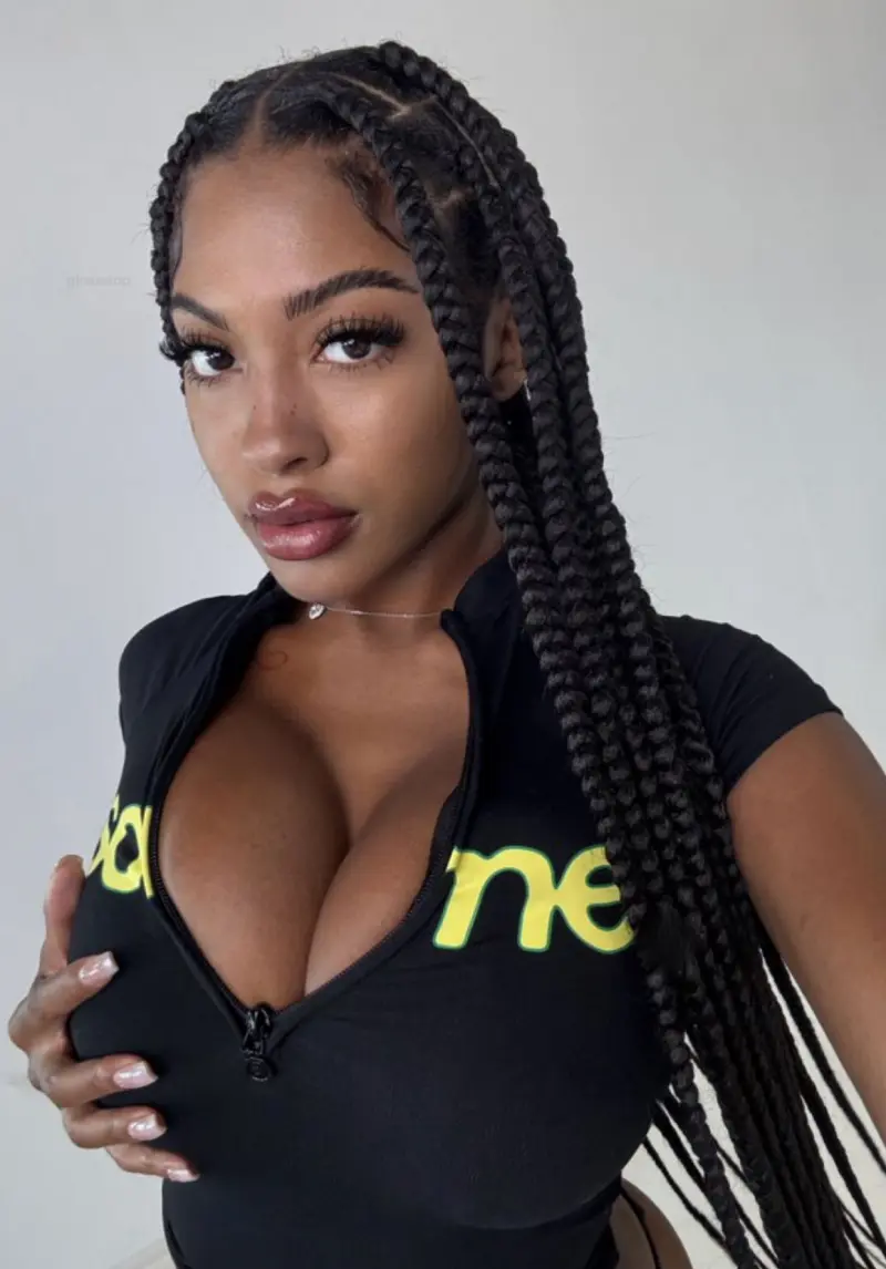 Jeanne66677788 (24) female from US - sexting partner