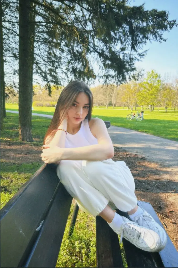 Joan2544 (25) female from DE - sexting partner