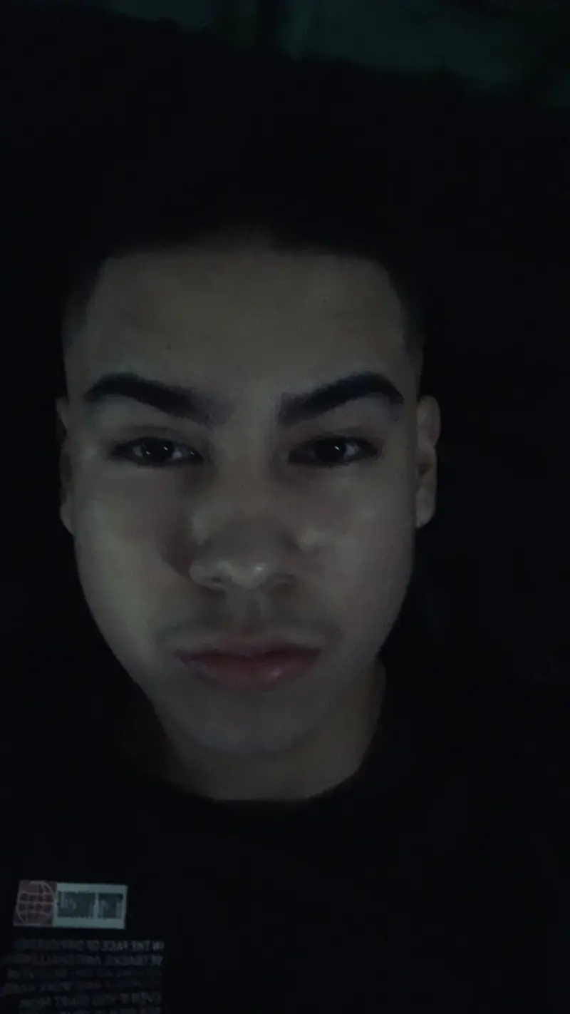 Jrgotgirth (18) male from US - sexting partner