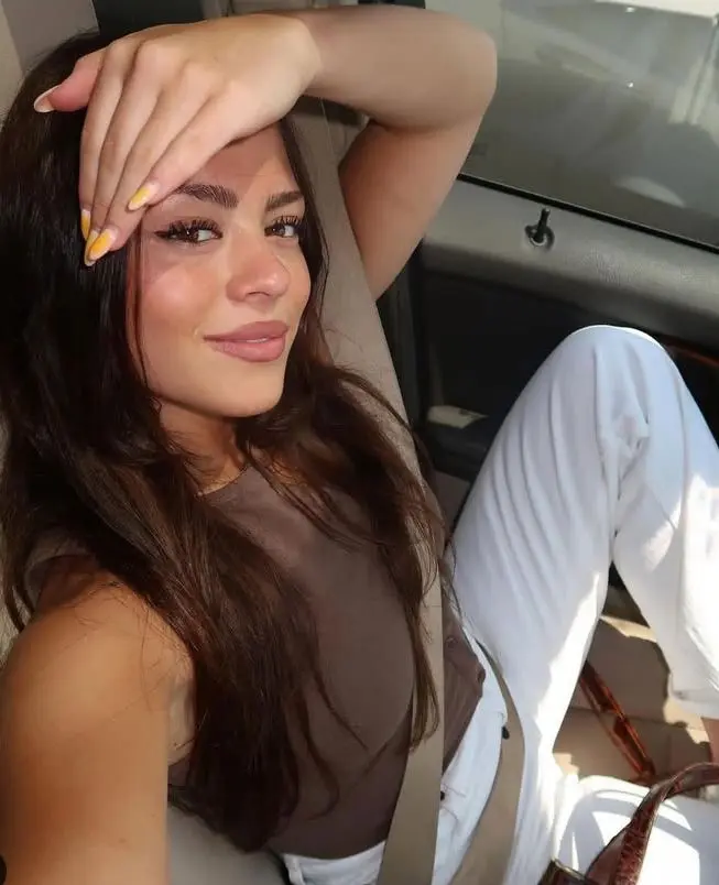 Lunathomp (30) female from US - sexting partner