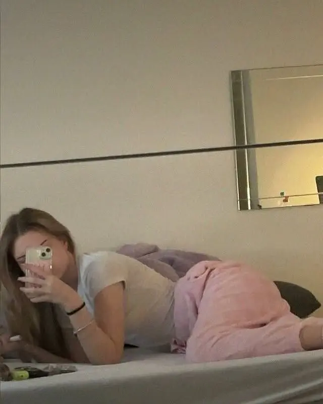 Marie_Baier454 (21) female from DE - sexting partner