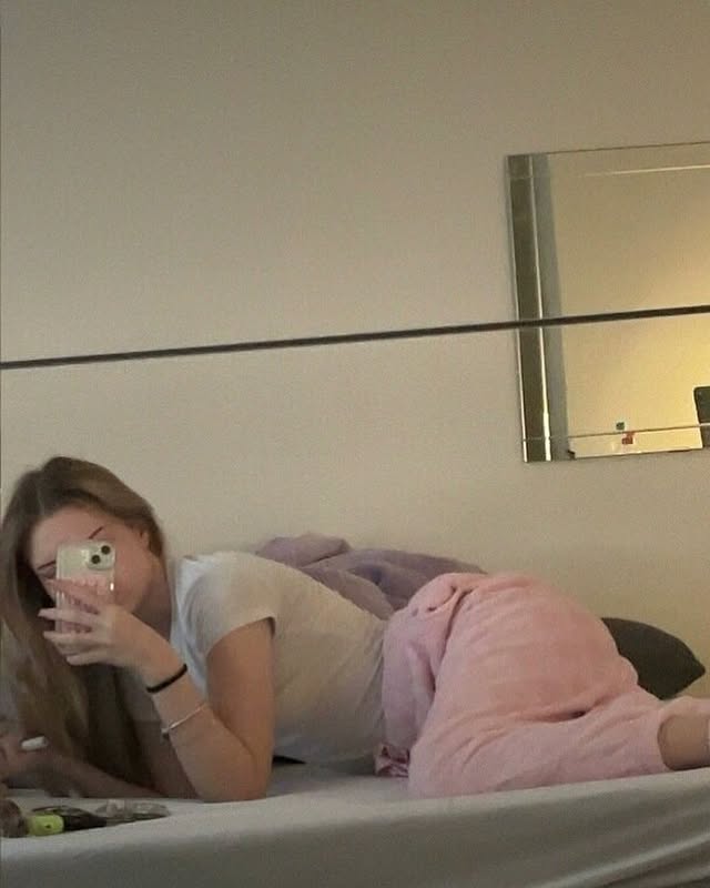 Marie_Mendoza12 from GB