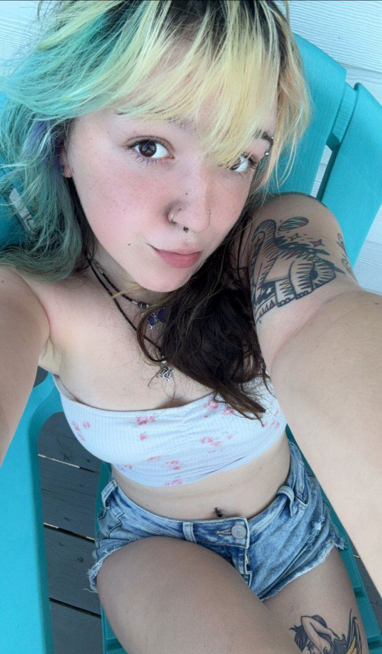 Melissa55437 - United States sexting partner