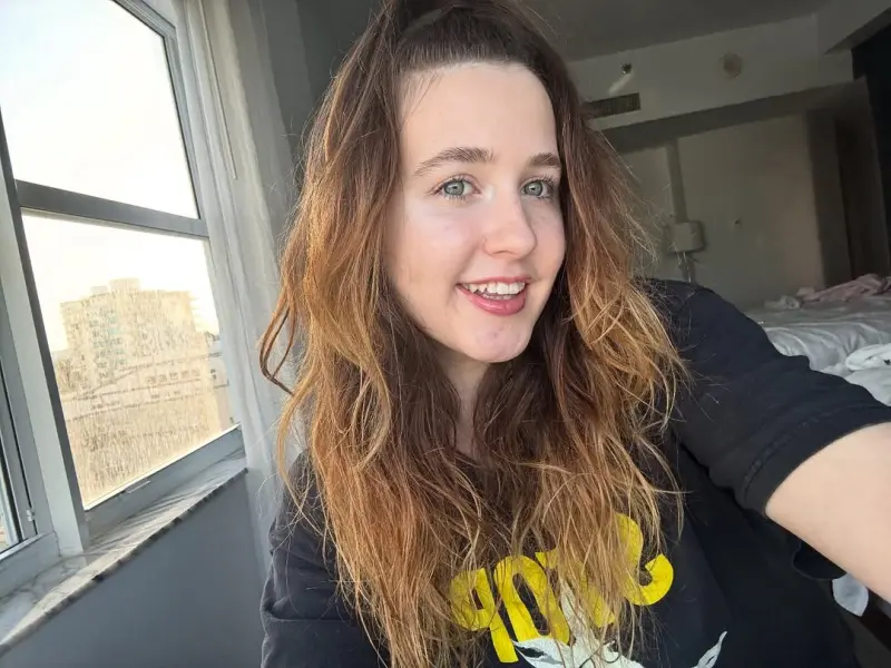 Nancy094 (18) female from US - sexting partner