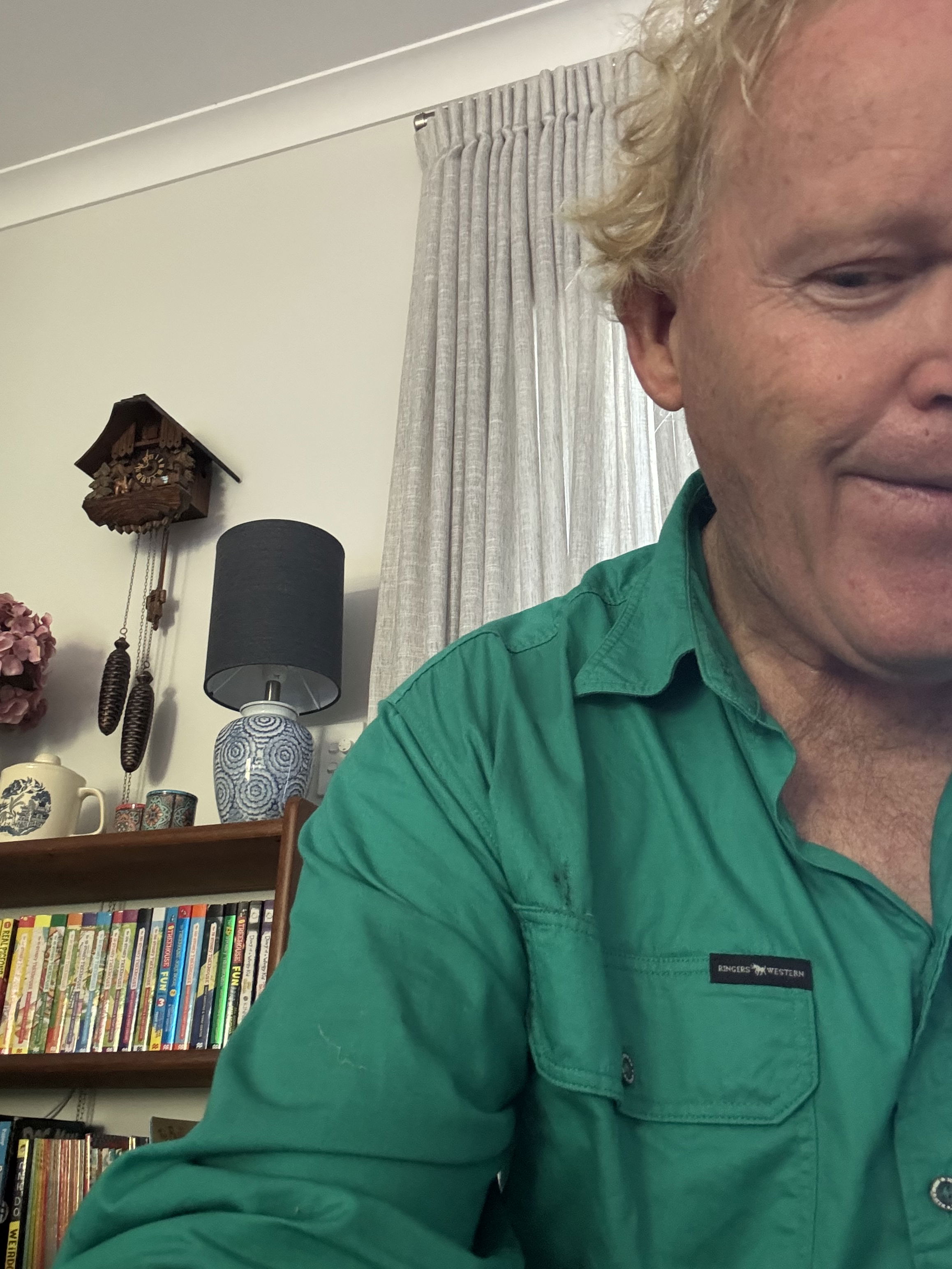 Peteski-52_52 from AU