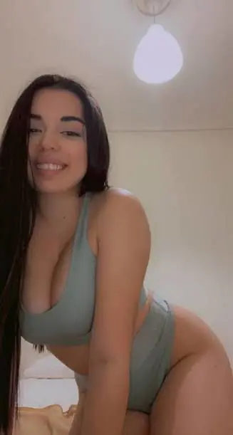 Princess_11 (20) female from FI - sexting partner