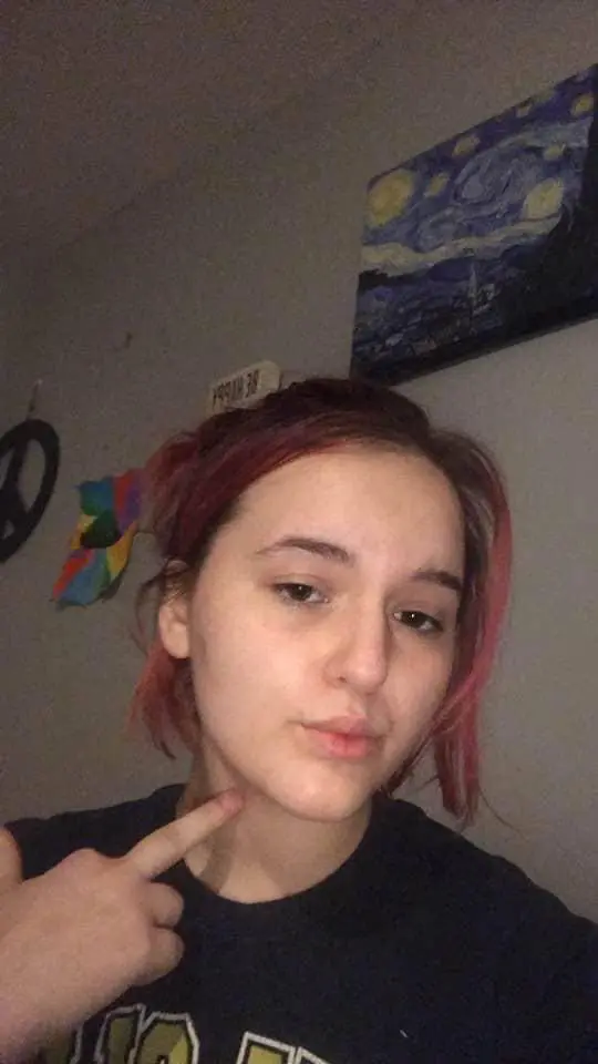 Rachel731 (20) female from TR - sexting partner