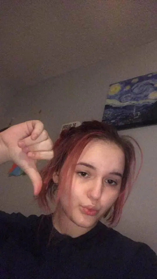 Rachel738 (20) female from DE - sexting partner