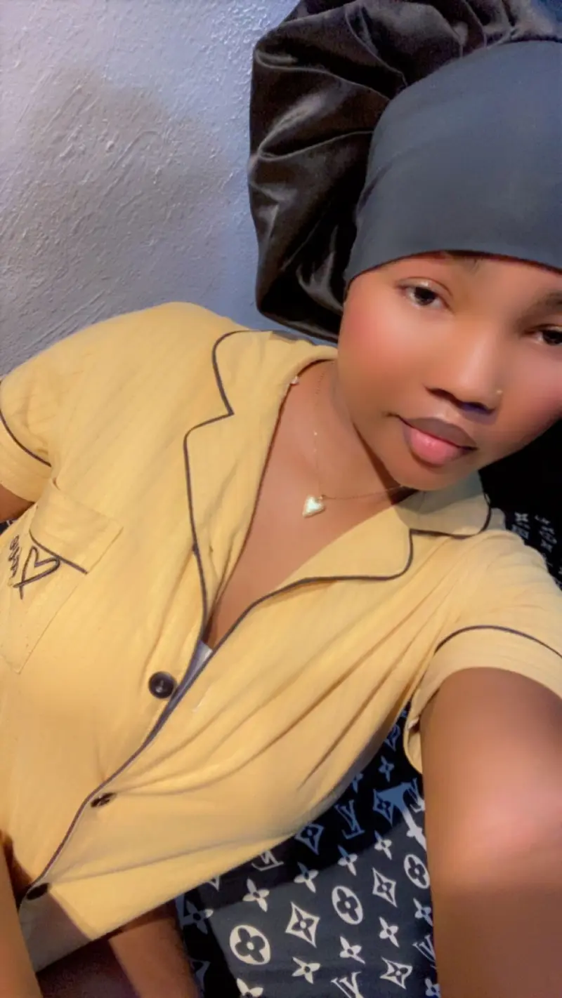 Rare1212 (25) female from CA - sexting partner