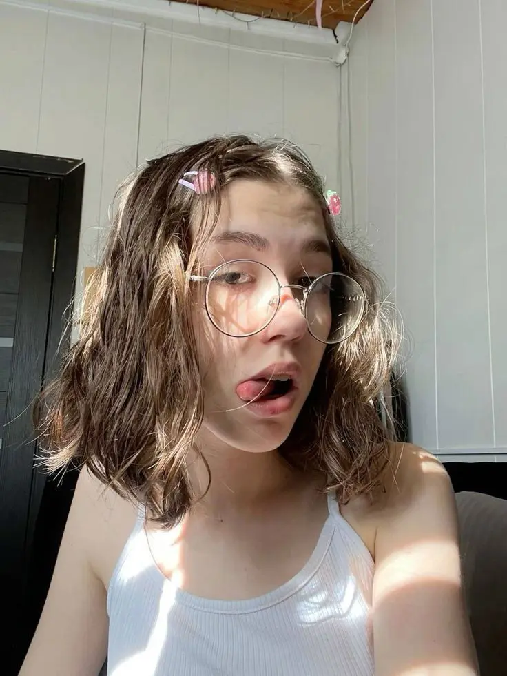 Rosalie74897 from US