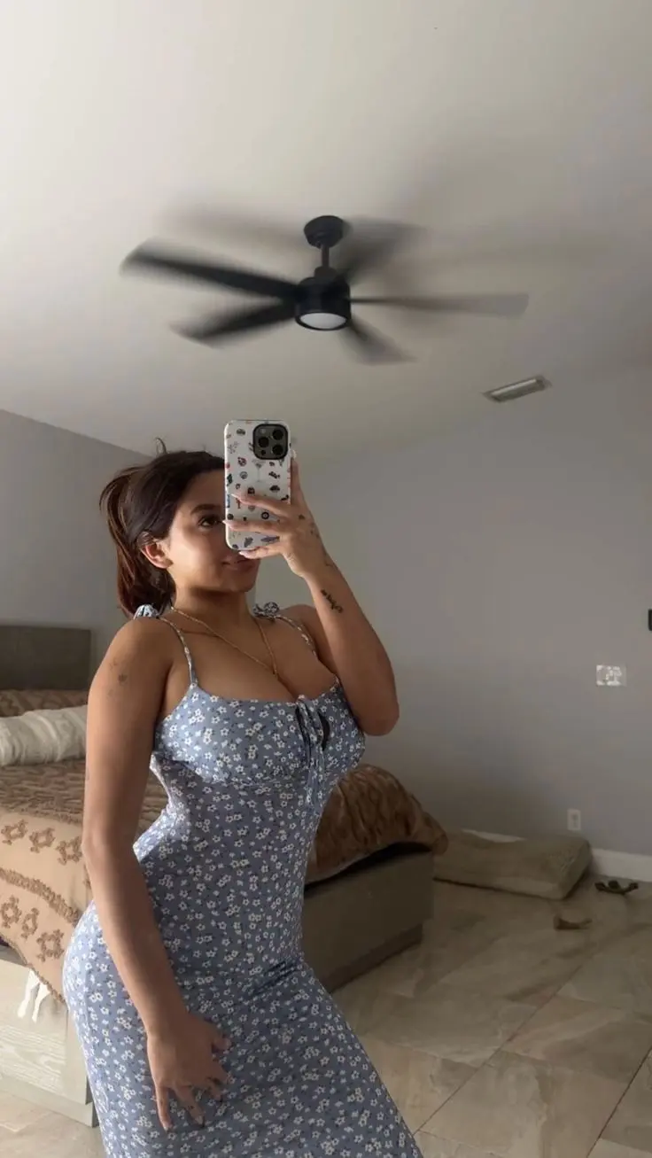 Sarafina6254 from US