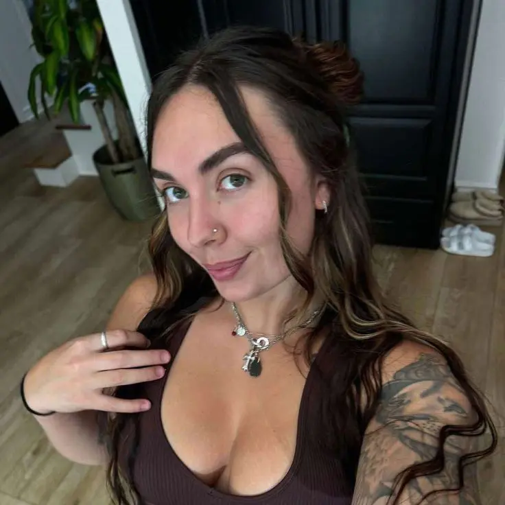 Sarahmccormick3454 (18) female from US - sexting partner