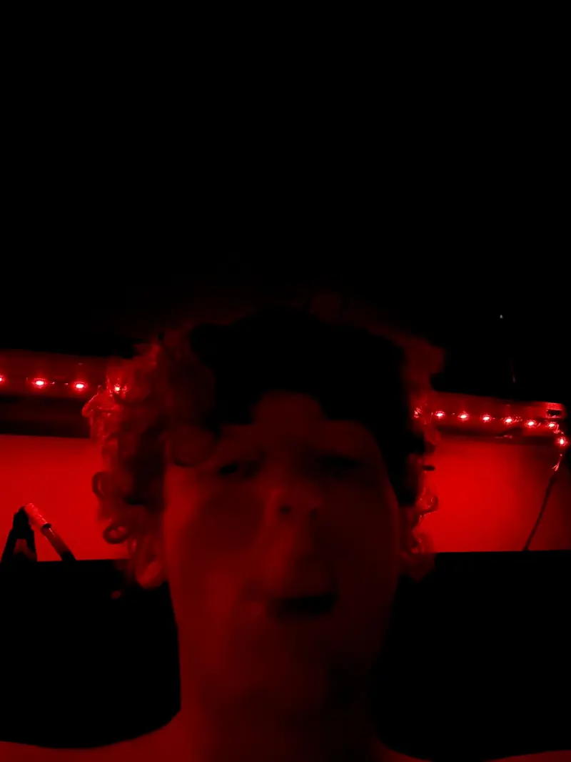 Sebasss (18) male from US - sexting partner