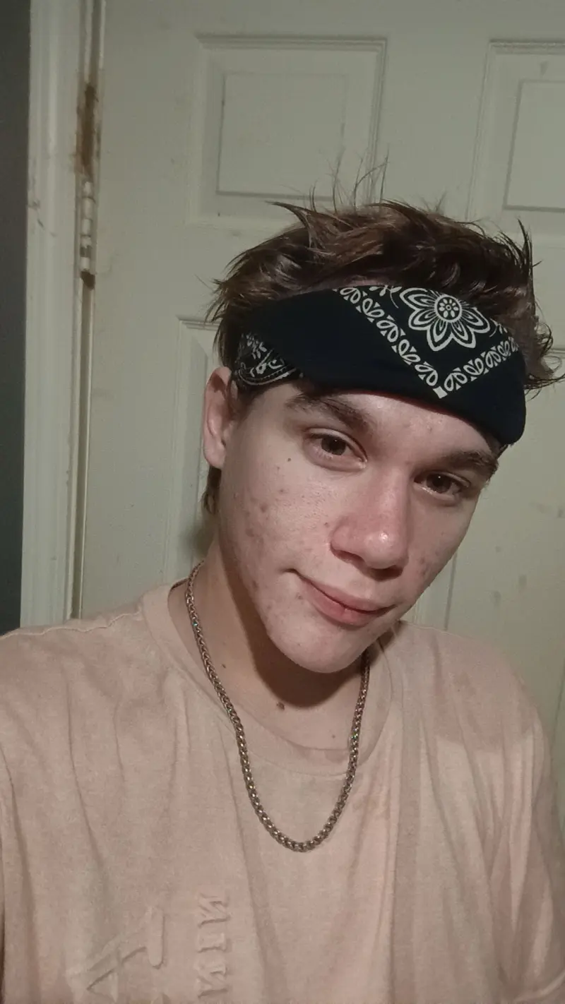 Shane (20) male from US - sexting partner