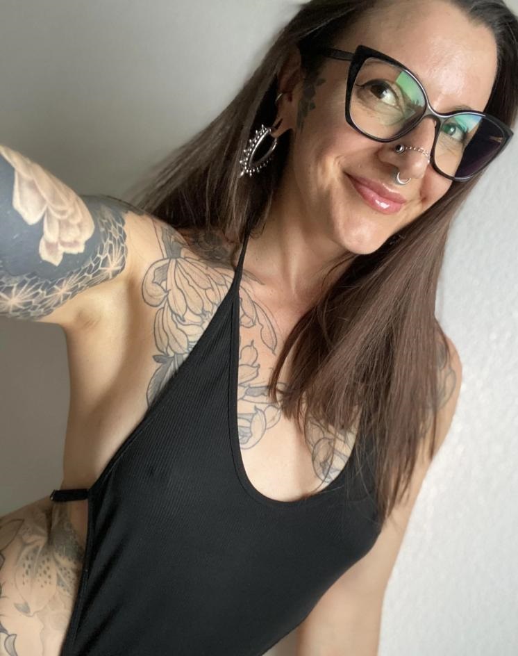 Shelbyytqwr565 from ES