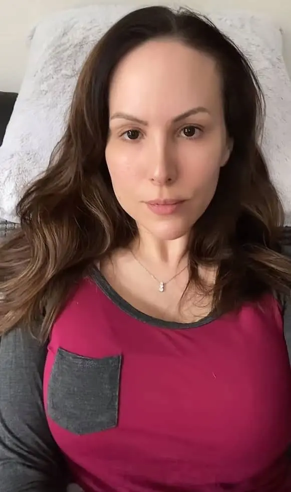 Susan19531 (30) female from US - sexting partner