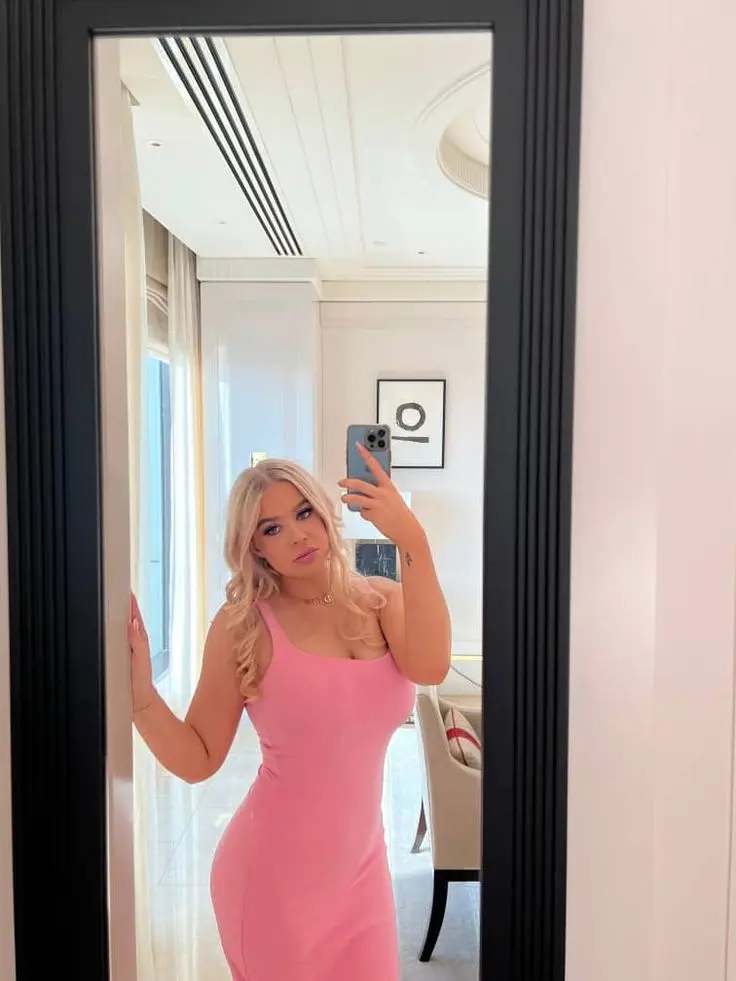 Suzanne_1234 (18) female from US - sexting partner