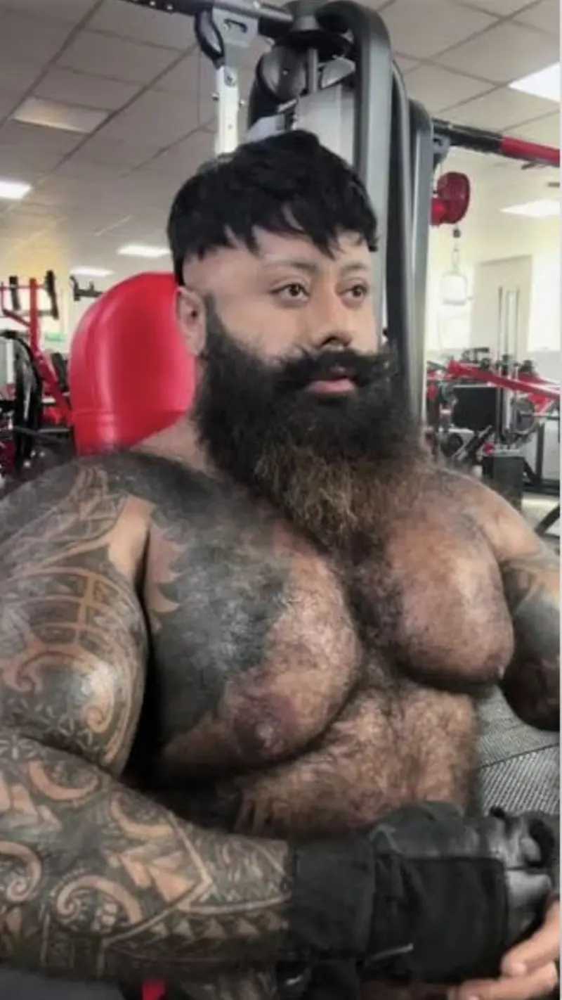 Turtlelord123 (18) male from US - sexting partner