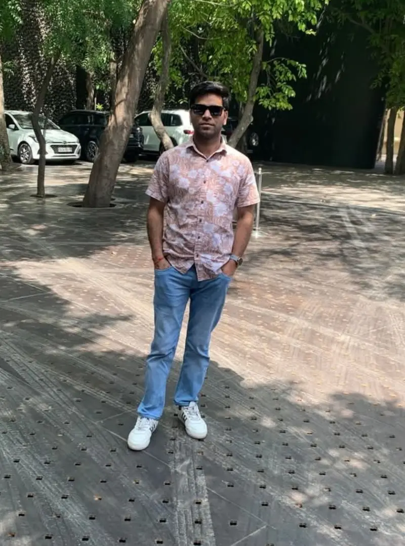 a95764463 (29) male from IN - sexting partner