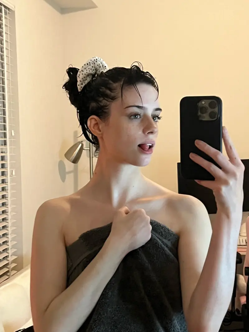 alessiacampbell17 (18) female from US - sexting partner