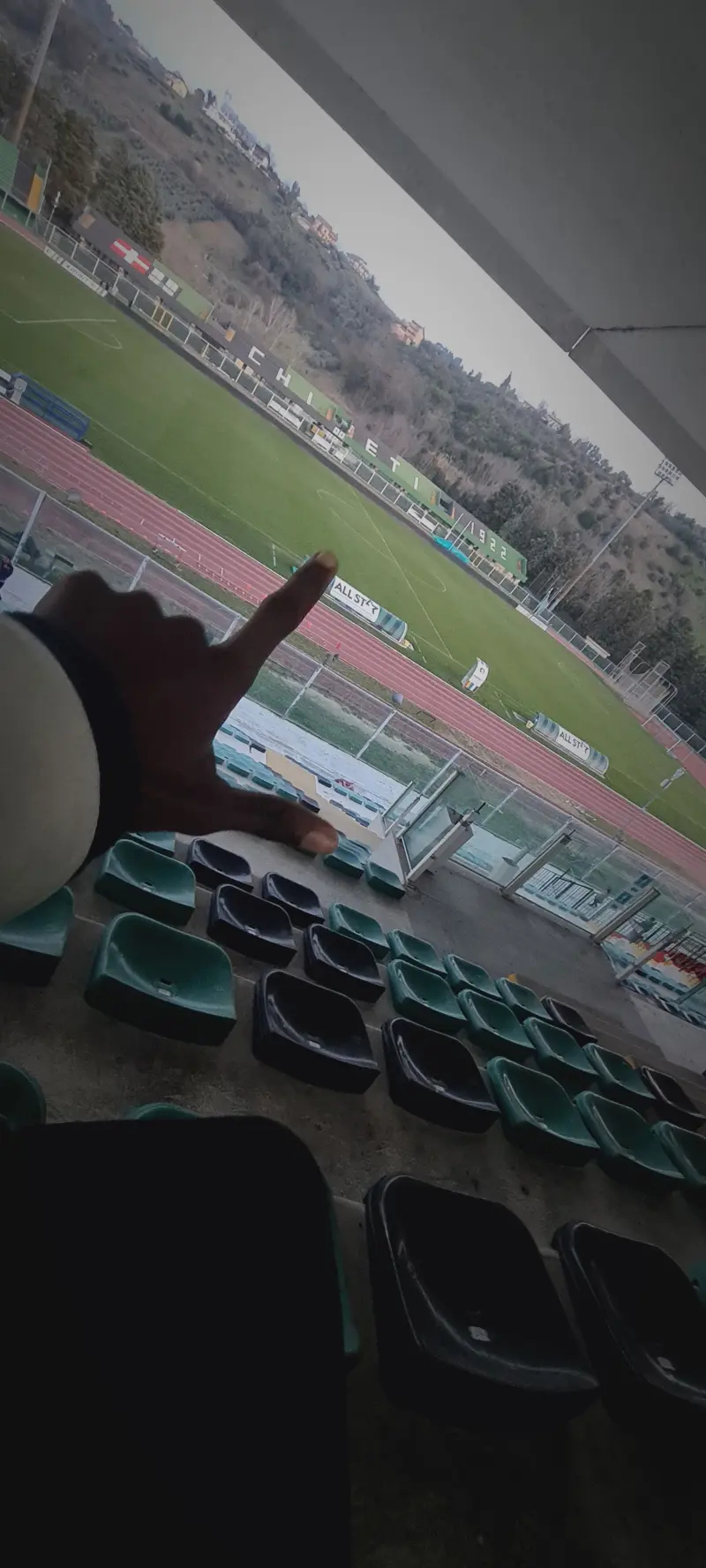 apamamans1234 (18) male from GB - sexting partner