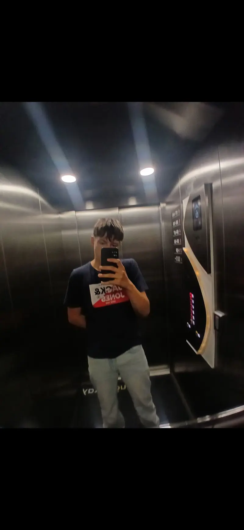 armandasvalciukas1 (18) male from LT - sexting partner