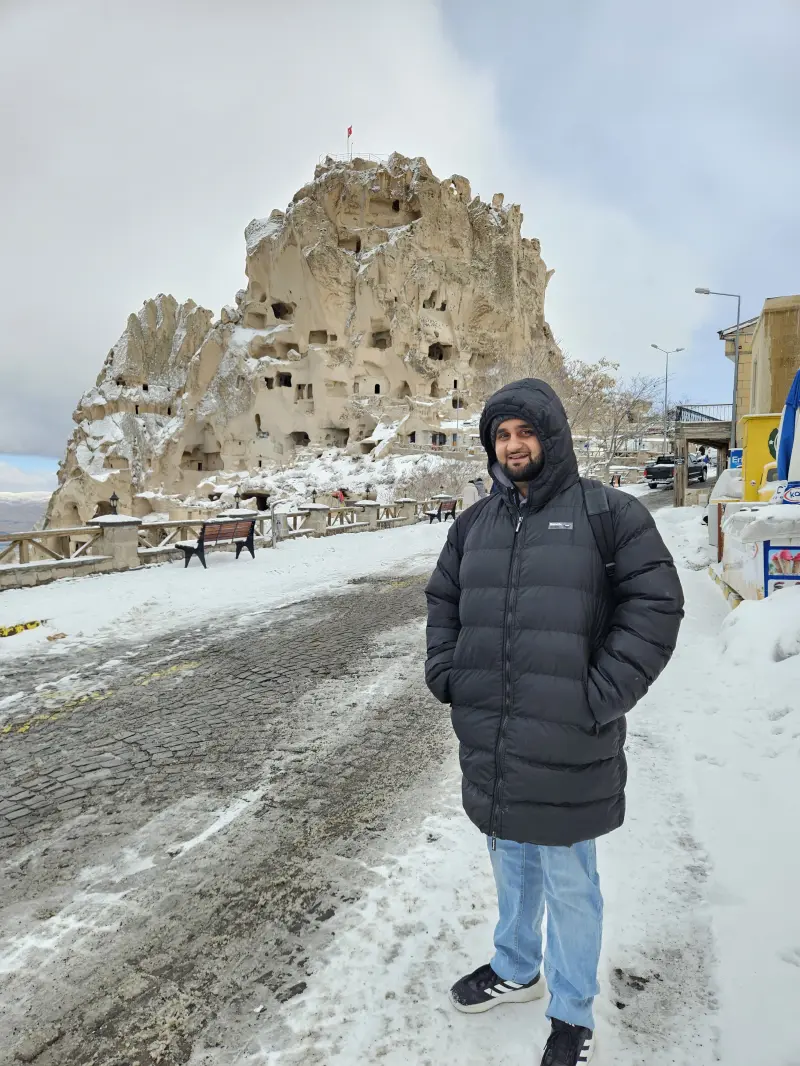 asghar_khazmi (28) male from GB - sexting partner