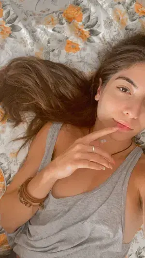 babesad544 (25) female from US - sexting partner