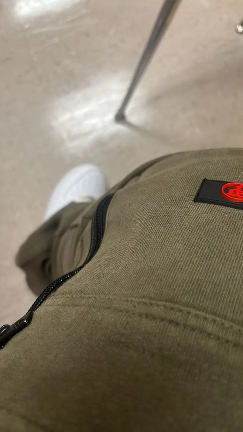 bandzblow771 (18) male from US - sexting partner