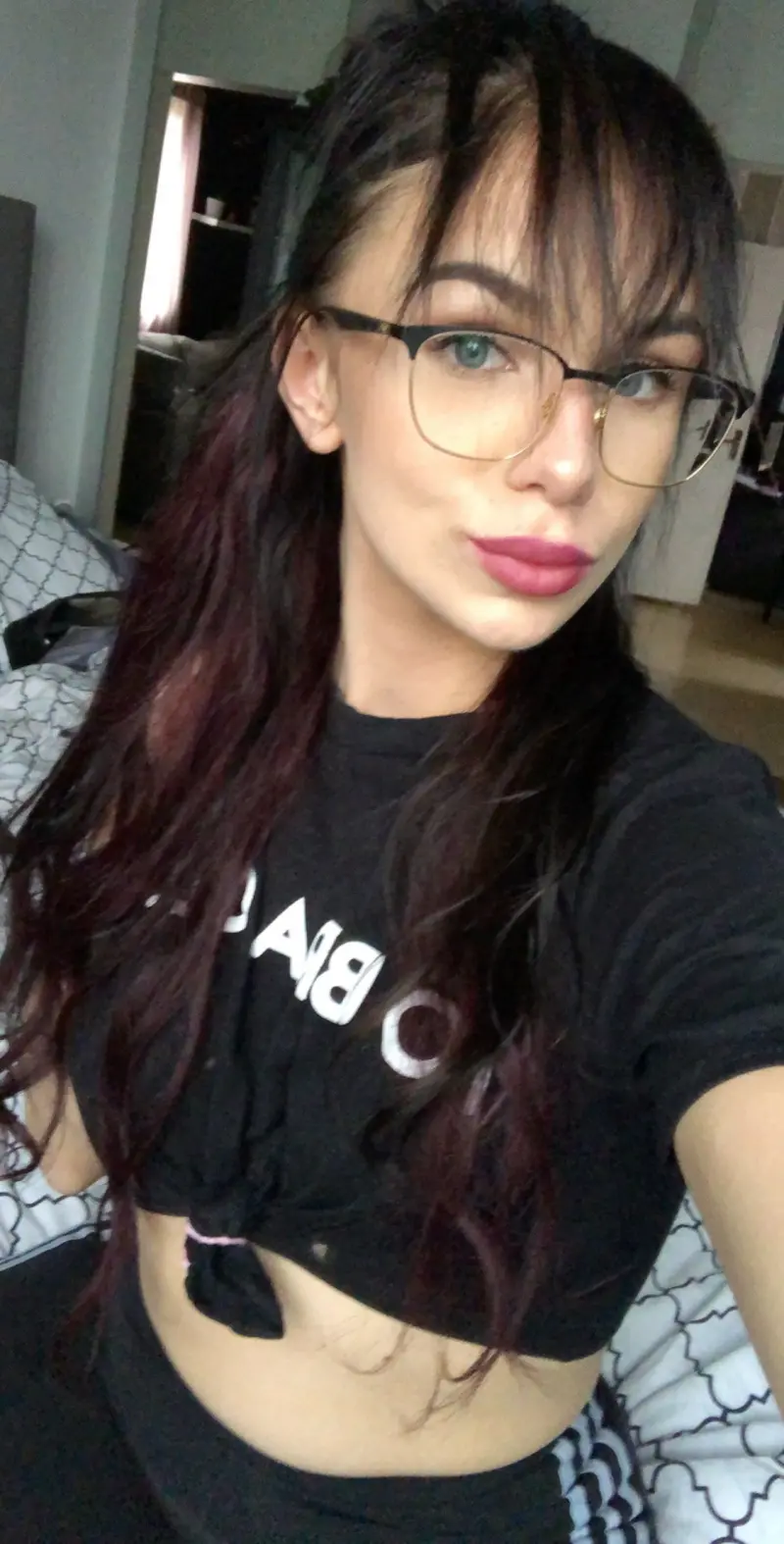 beerlover005 (18) female from GB - sexting partner