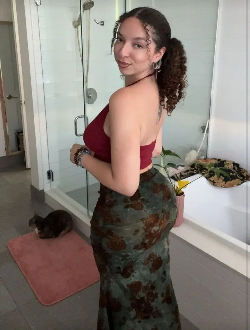 biyeyo2232 (18) female from US - sexting partner