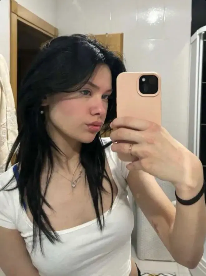 bocibkl (18) female from US - sexting partner