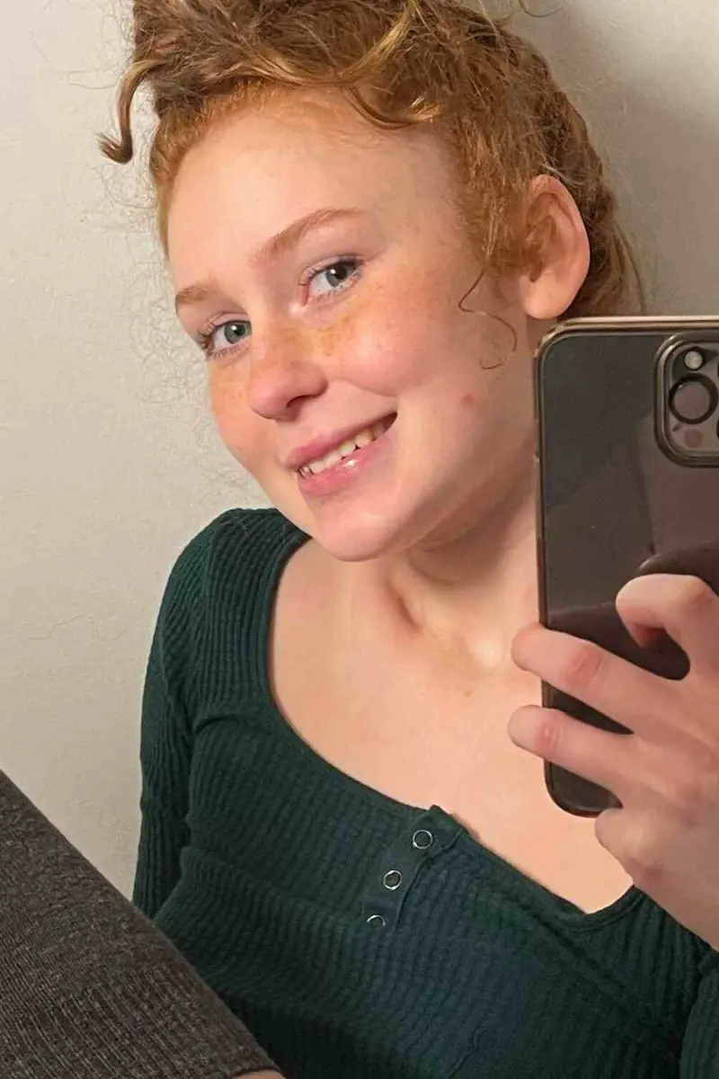 bodoten916 (18) female from US - sexting partner