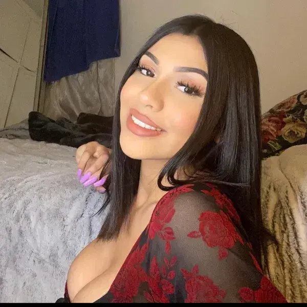 boferik566 (21) female from AE - sexting partner