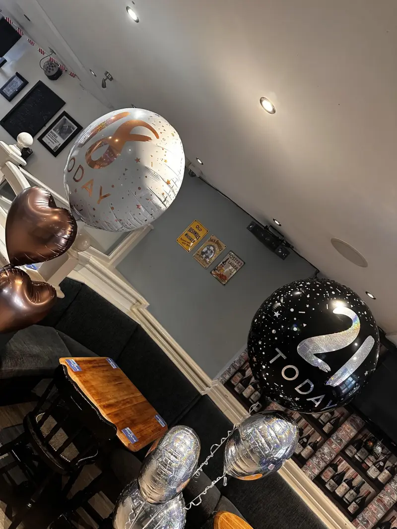 boltonman (40) male from GB - sexting partner