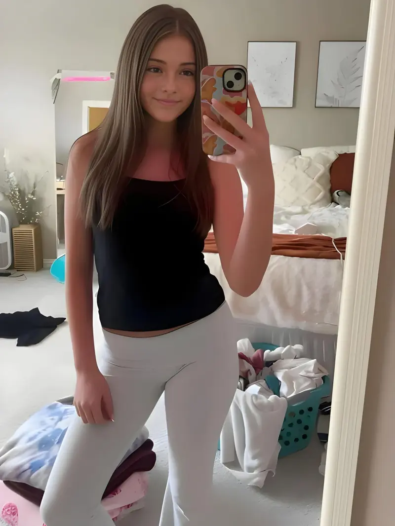 botim36875 (22) female from CA - sexting partner