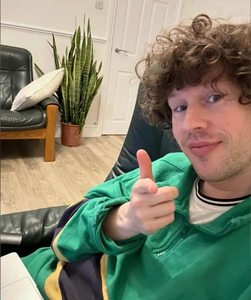 c50513049 (21) male from GB - sexting partner