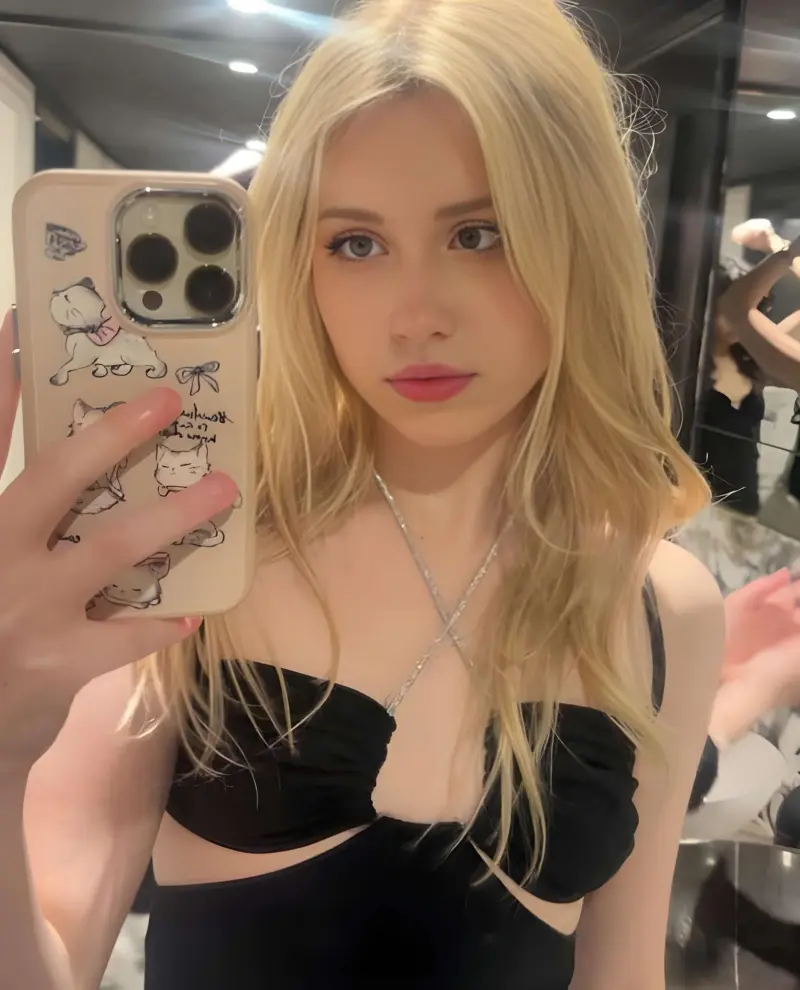 cadinar668 (18) female from GB - sexting partner