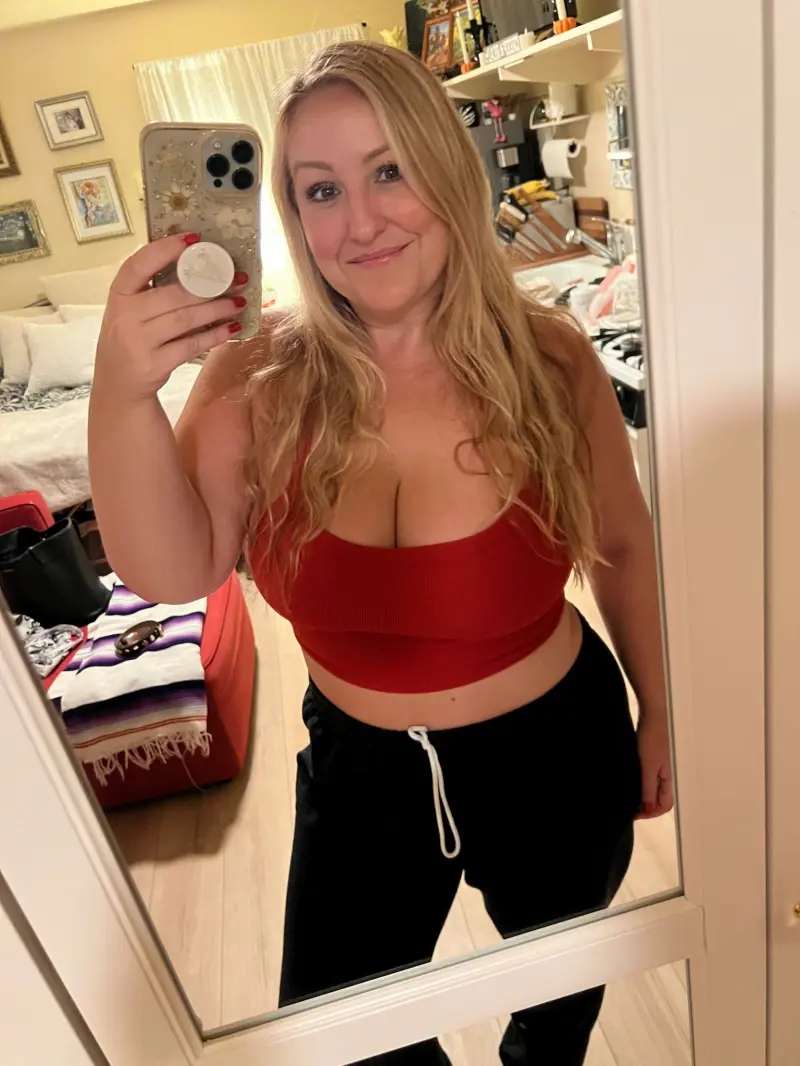 catherinemarrel (18) female from US - similar profile