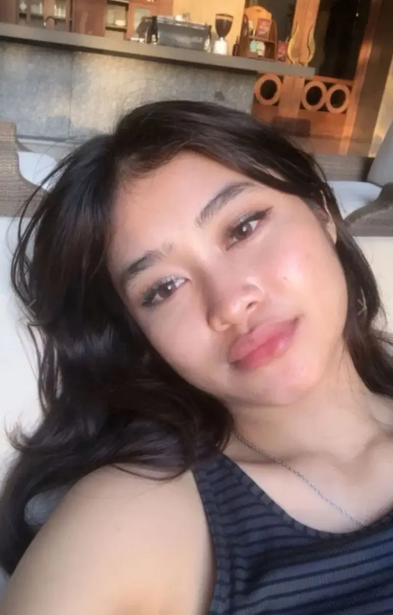 cawifuty (22) female from GB - sexting partner